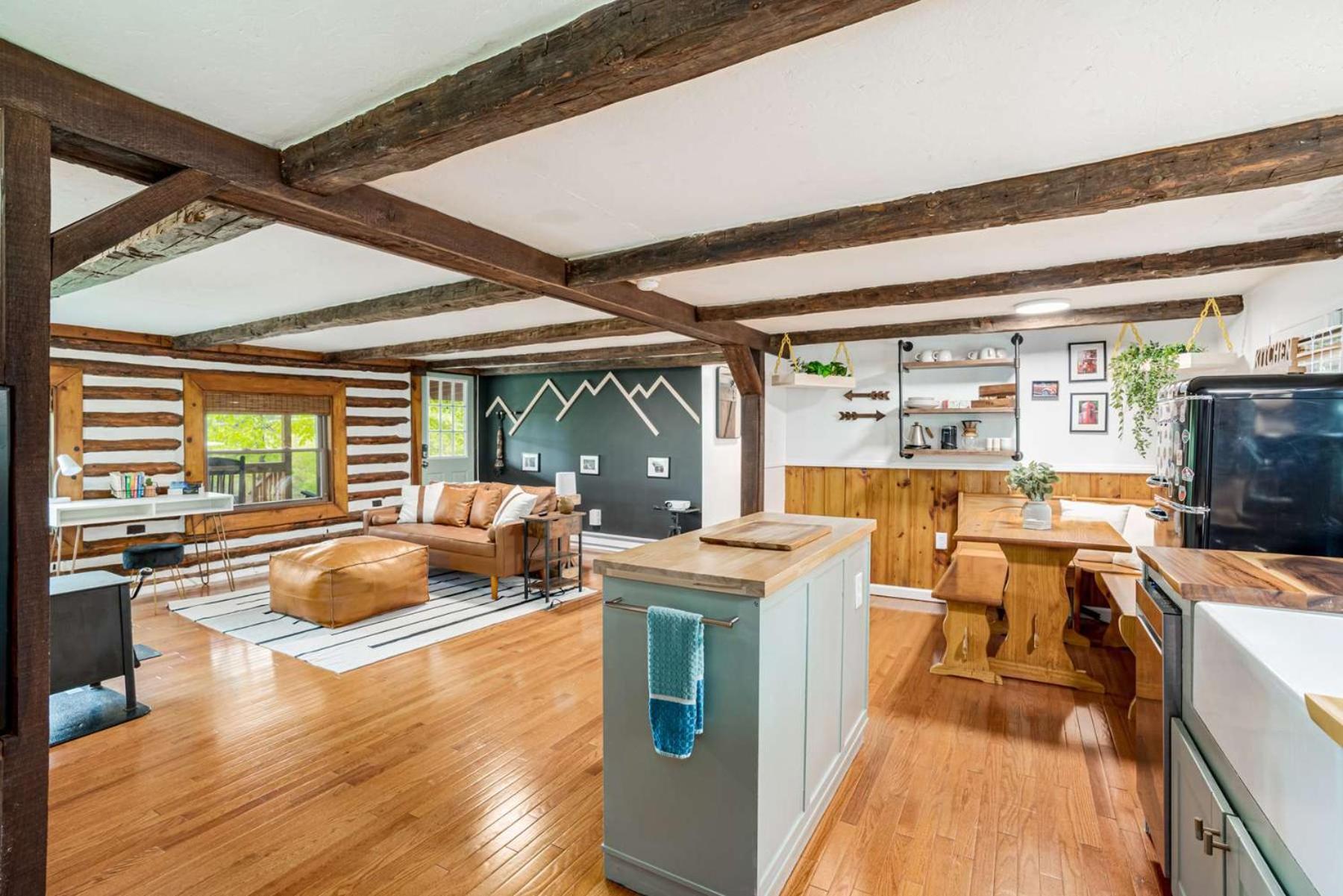 Modernized Log Cabin W Hot Tub Fire Pit & Views Berkeley Springs Exteriér fotografie