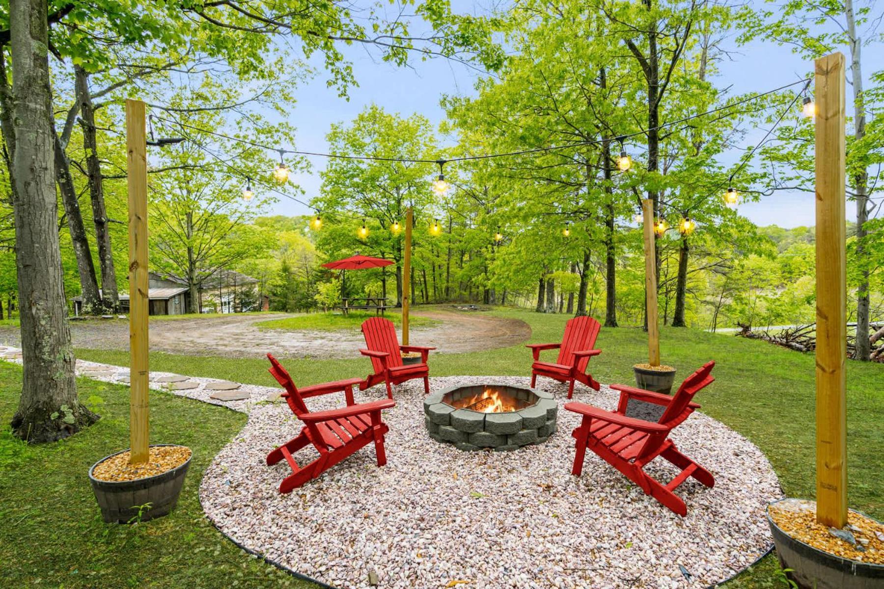 Modernized Log Cabin W Hot Tub Fire Pit & Views Berkeley Springs Exteriér fotografie